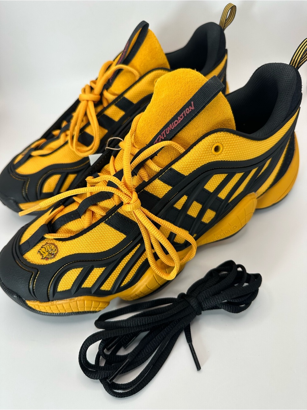 adidas Intimidation UAPB Men's HQ7470 Gold Black University PE size 10.5